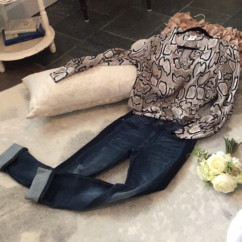 Tuxedo High Straight Jeans